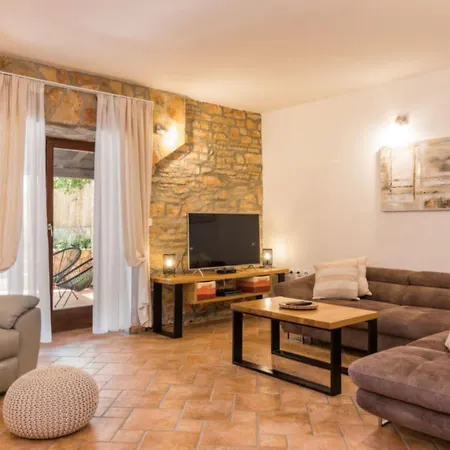 Dominique By Interhome Casa vacanze