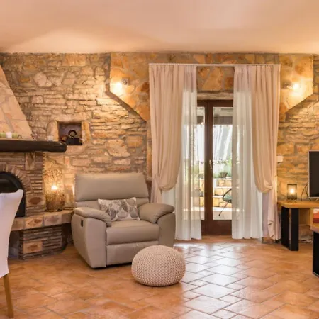 Dominique By Interhome * Svetvinčenat
